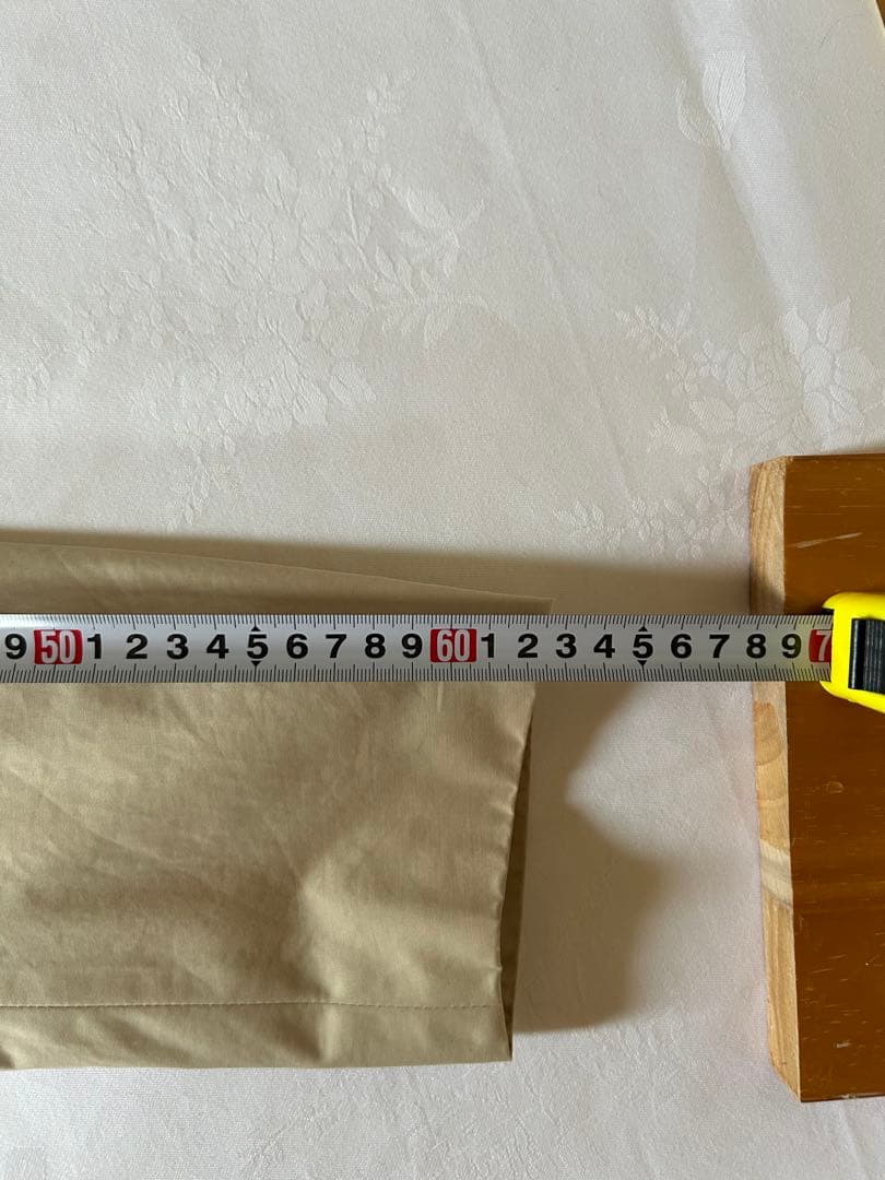 ベージュ シングルブレスト 2ピーススーツ