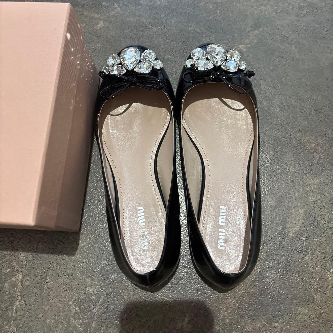 Miu Miu 黒 フラットシューズ クリスタル装 hanachaman