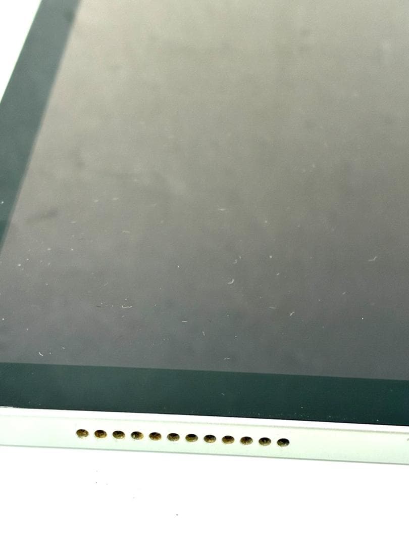 25R10-089 docomo ipad Wi-fiモデル MPQ03J/A