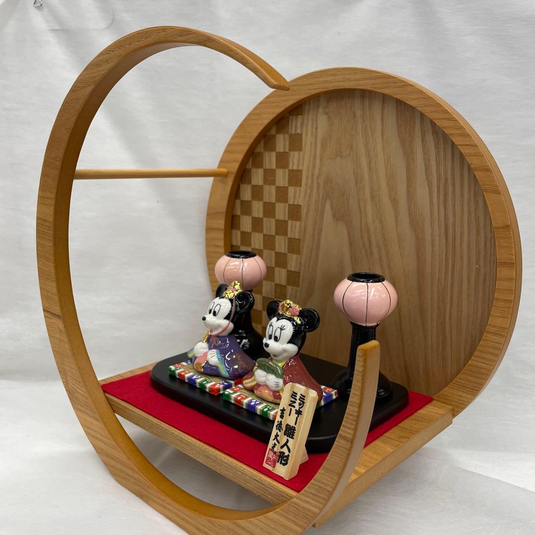吉徳　ミッキー＆ミニー雛人形と円形　市松模様　三日月飾り台のセット売り