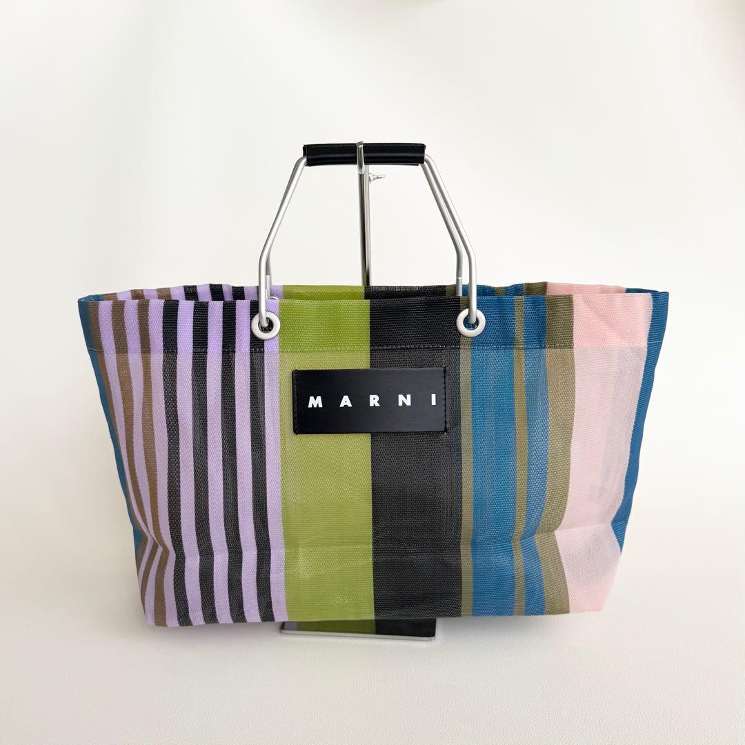 マルニ　MARNI　トートバッグ　マルチカラー　ストライプ　ボーダー　アルミ