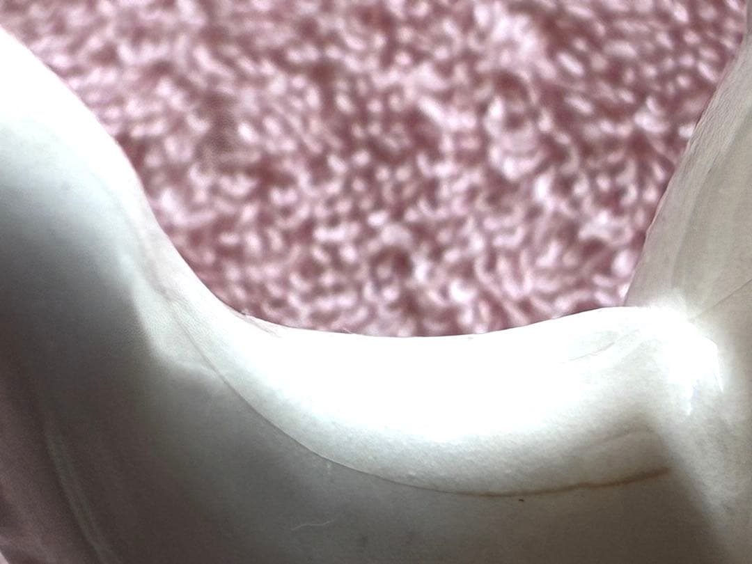 イタリアのカポディモンテ（Capodimonte）スタイルの陶器製