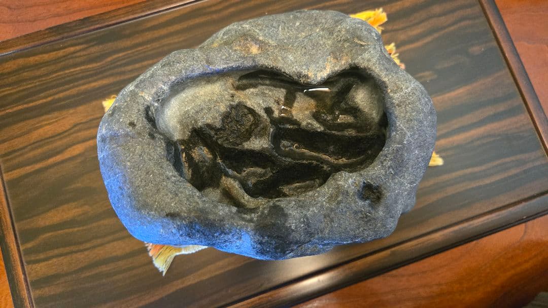 八海石 9.5kg メダカ鉢 天然石