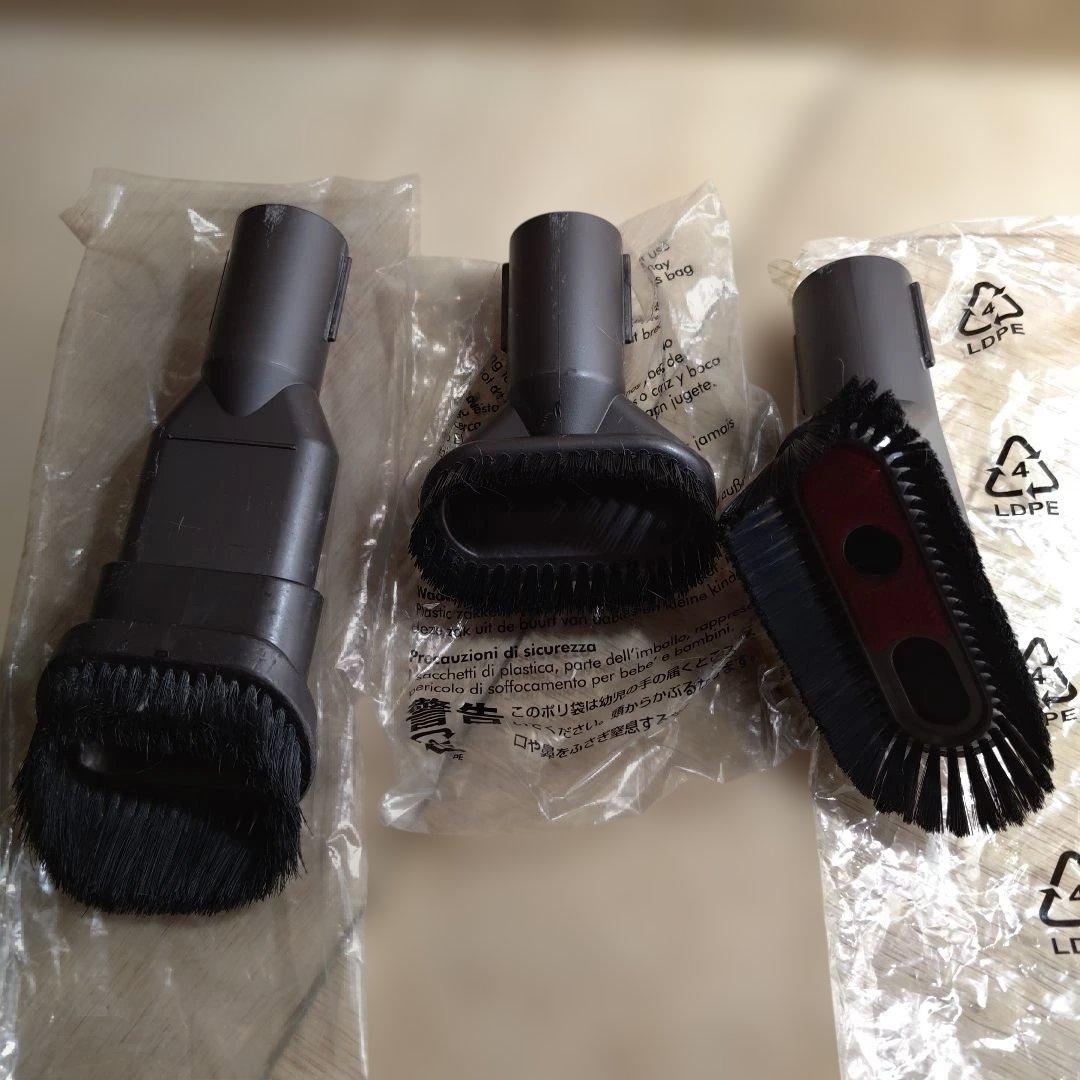 Dyson V7 car+boot 純正バッテリー新品交換済 車内清掃付属品充実