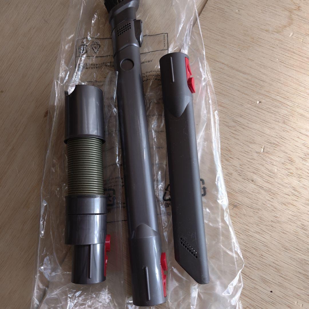 Dyson V7 car+boot 純正バッテリー新品交換済 車内清掃付属品充実