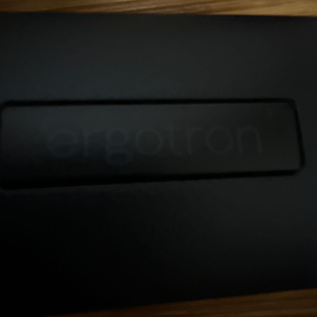 ergotron モニターアーム LX