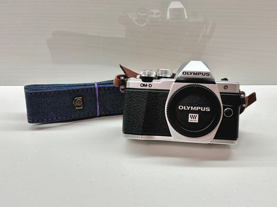 【レンズ3点】オリンパス E-M10MarkⅡ Wズーム＋75-300mmセット