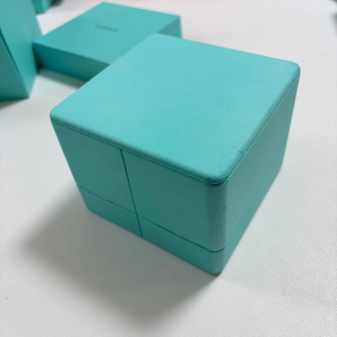 ティファニー　現行品　時計　ケース　空箱　ギフトボックス　最新仕様