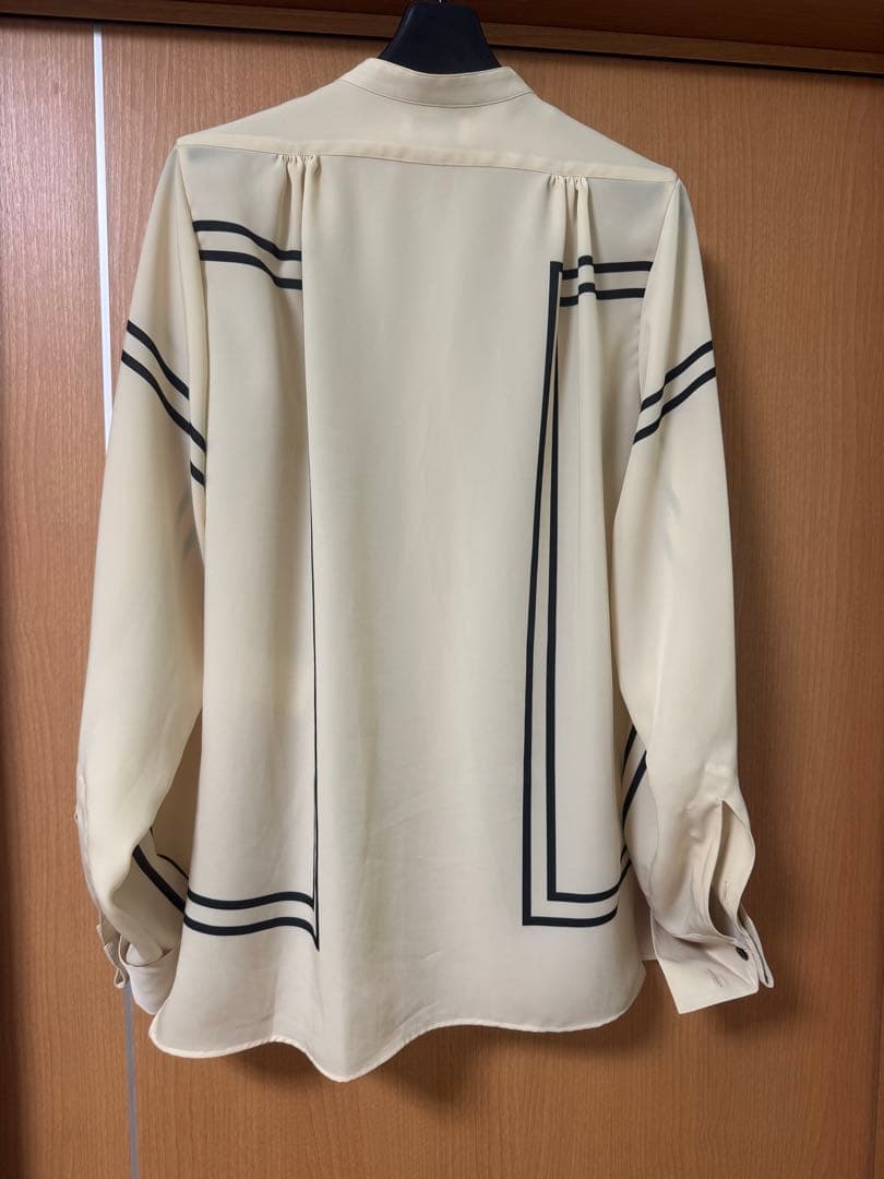 HYKE ハイク PRINTED BLOUSE プリンテッドブラウス アイボリー