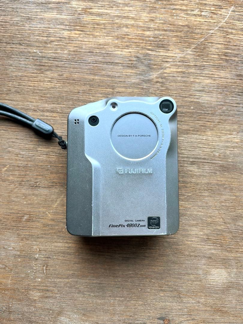 【値下げ】FUJIFILM FinePix 4800Z 動作品　オールドコンデジ