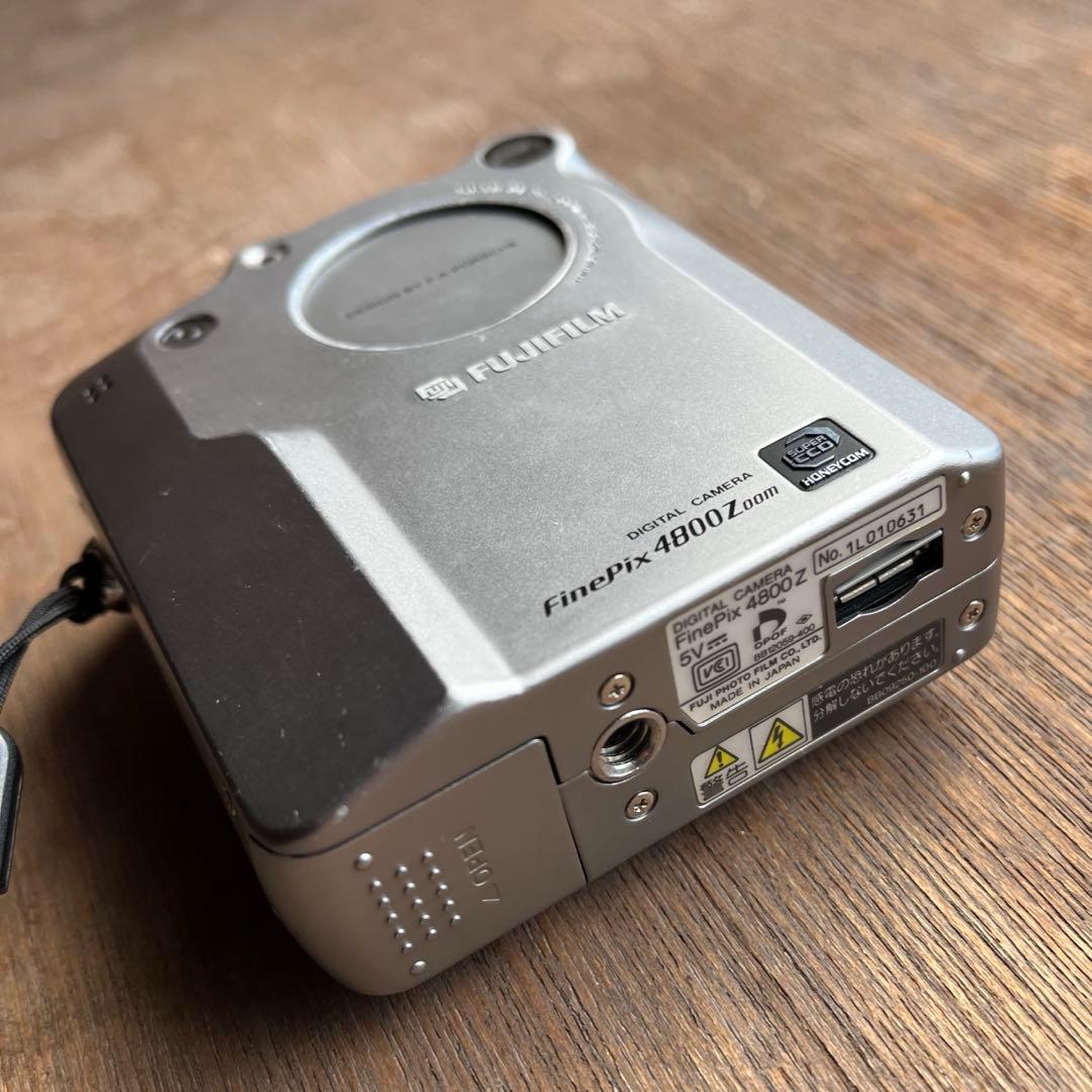 【値下げ】FUJIFILM FinePix 4800Z 動作品　オールドコンデジ