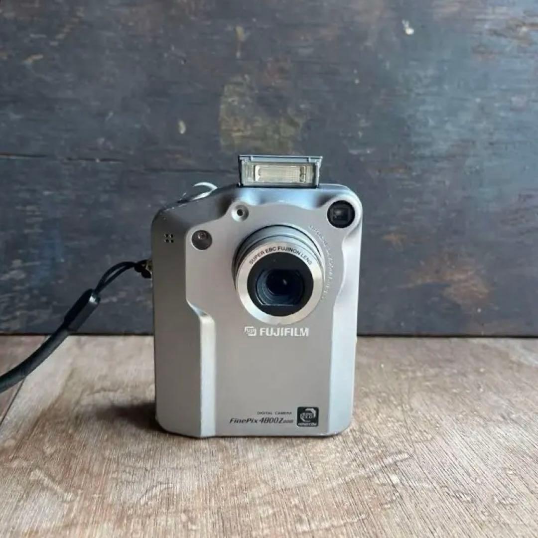 【値下げ】FUJIFILM FinePix 4800Z 動作品　オールドコンデジ