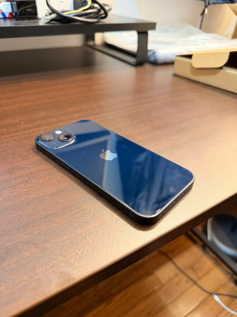 iPhone13 256GB ブラック SIMフリー 箱有・美品