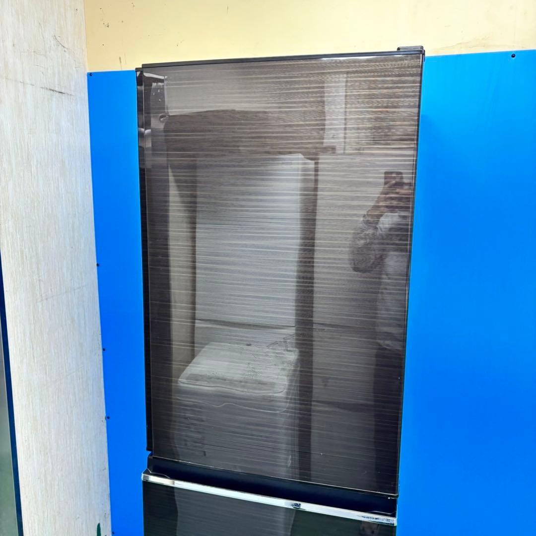 511 格安 三菱 大型冷蔵庫 300L強 自動製氷 右開き ブラウンカラー