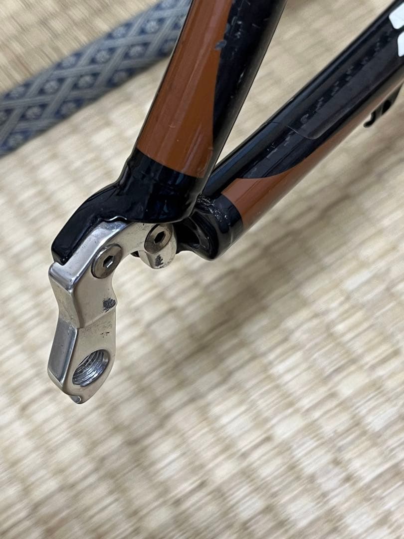 LOOK 585 ロードバイクフレーム　カーボン