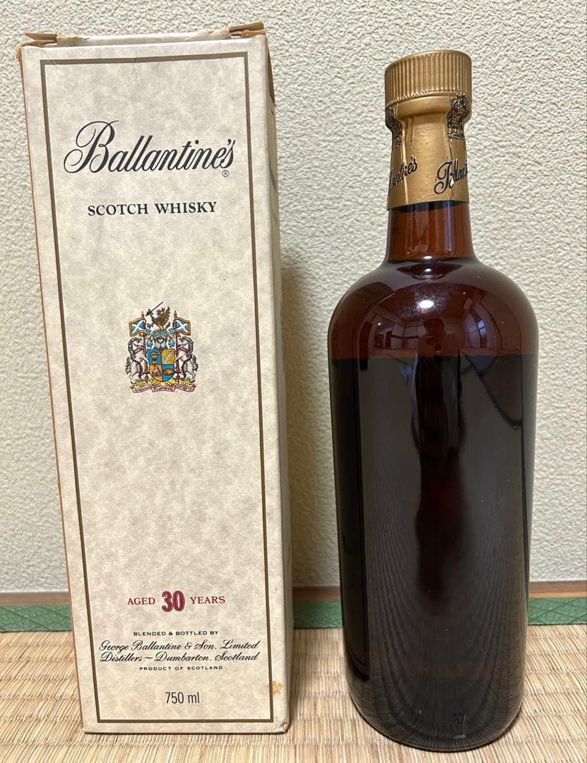 バランタイン　ベリーオールド30年 スコッチウイスキー 750ml