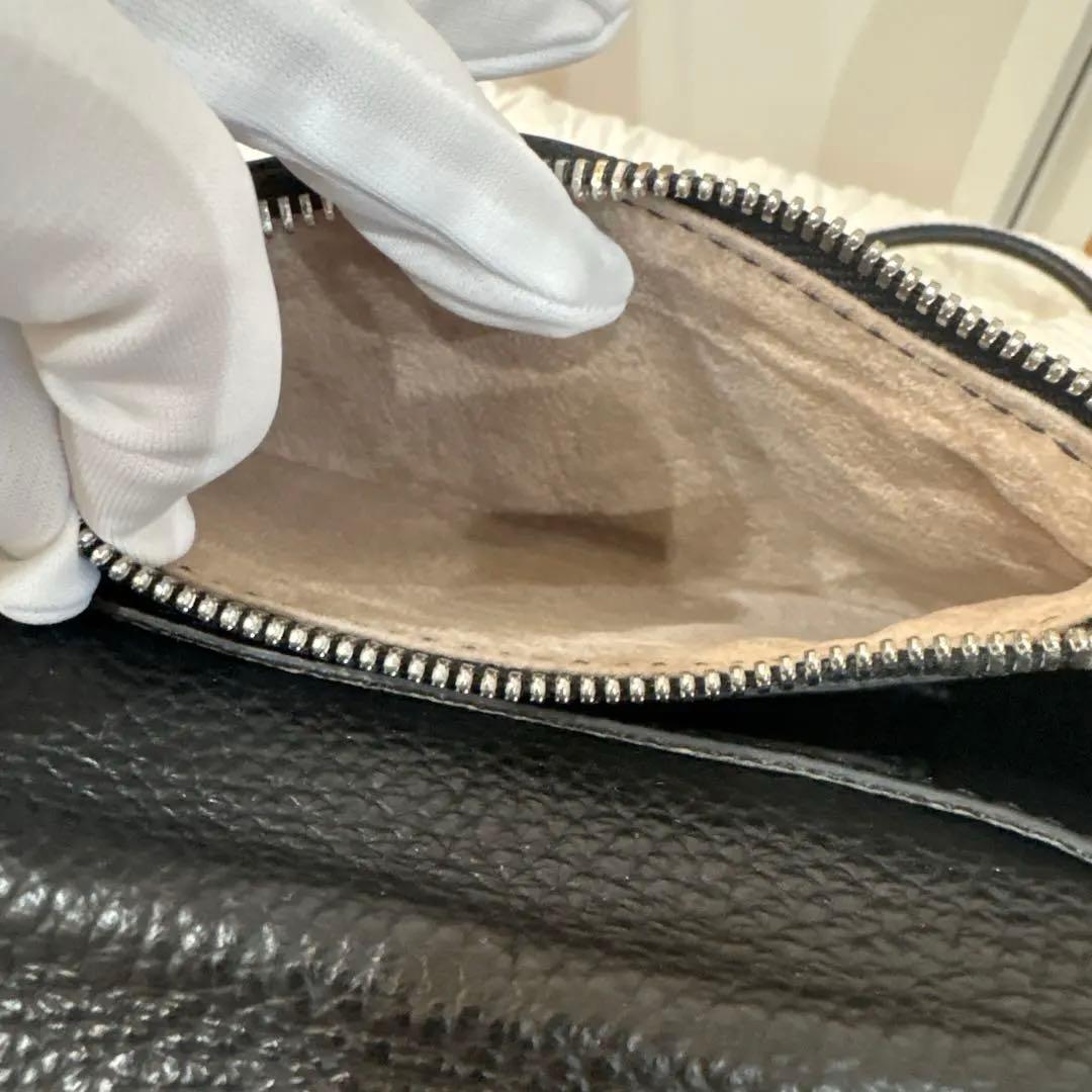 IACUCCI アバ ウォレット ショルダー CERVO ブラック