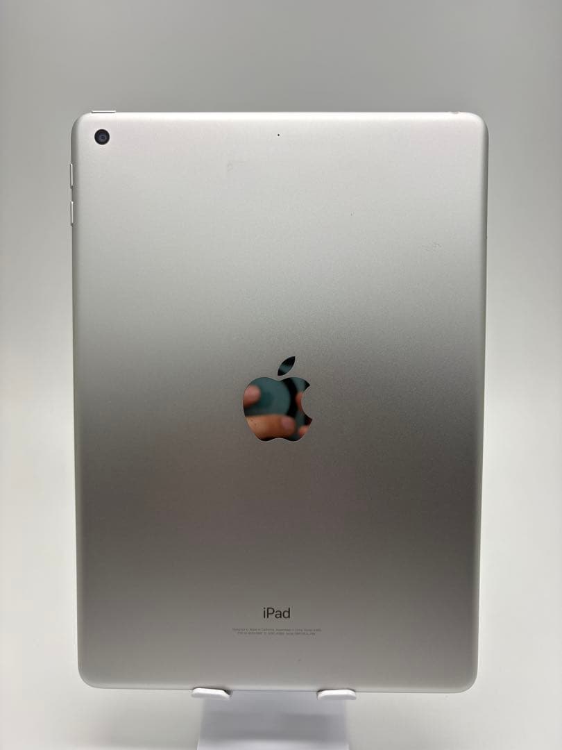即発送・美品☆iPad第6世代　32GB Wi-Fiモデル　MR7G2J/