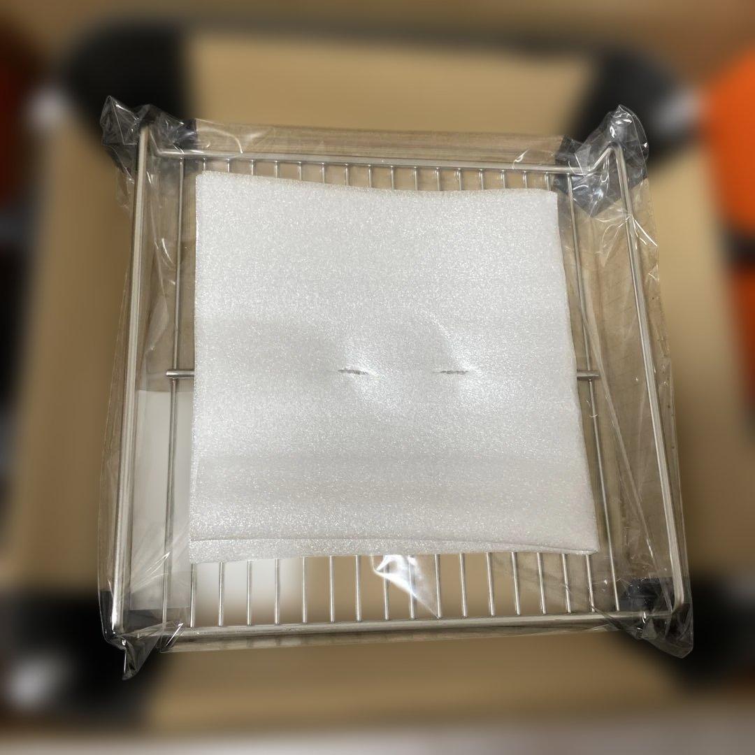 ル・クルーゼ(LE CREUSET) ココット・スクエア　24cm 蒸し網付