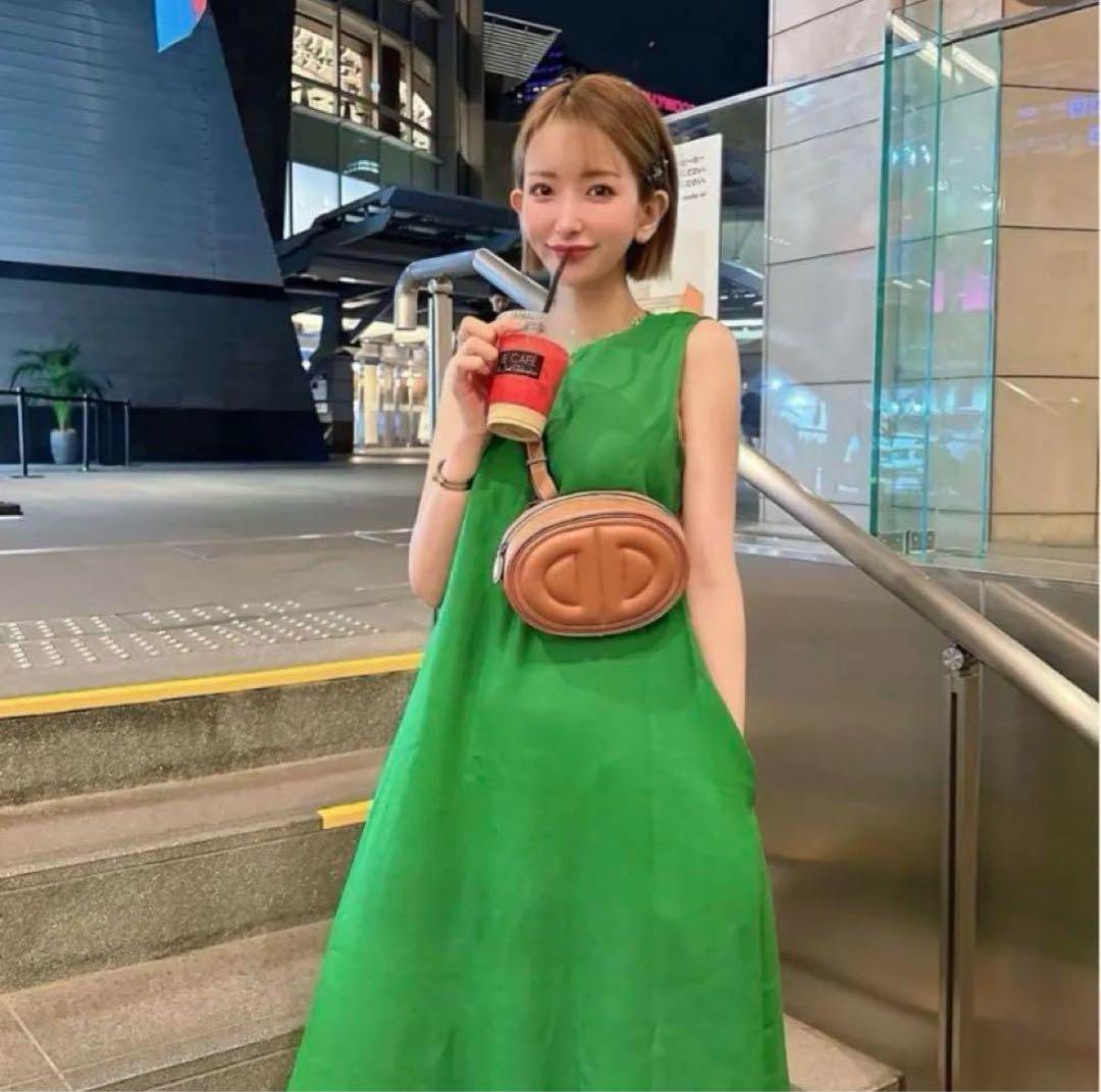 新品　W刻印　HERMES エルメス インザループ ボディバッグ ヴォースイフト