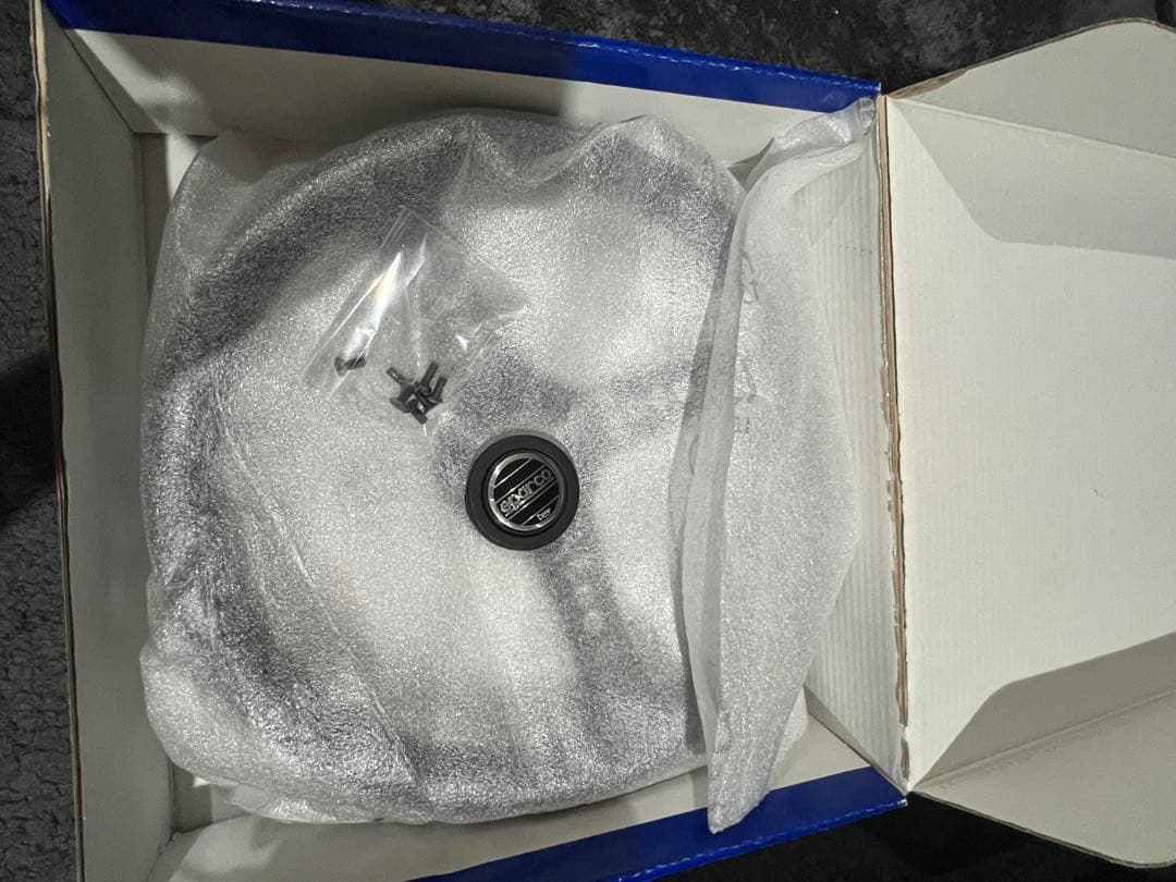 SPARCO ステアリング　L777 φ350mm