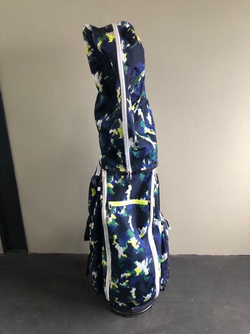 New Balance フラワーパターン キャディバッグ