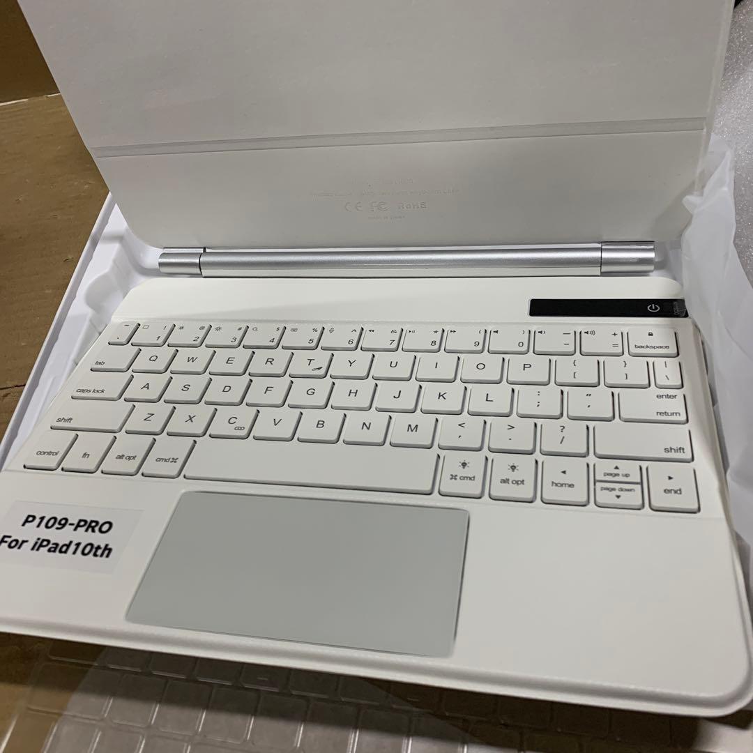 新品　マグネット式 iPad 10.9インチ キーボード ケース ホワイト