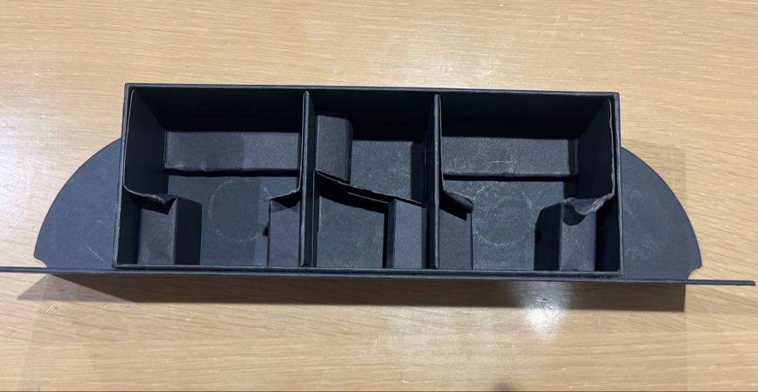 ダイソン　エアラップドライヤー　HS05