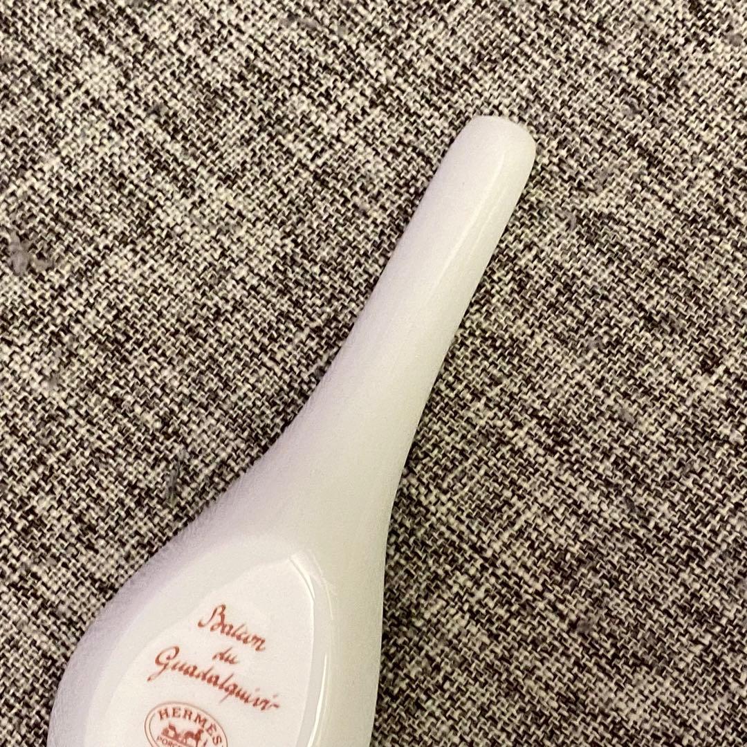 【新品未使用】エルメス　れんげ　スプーン　ホワイト　ガダルキヴィール　食器