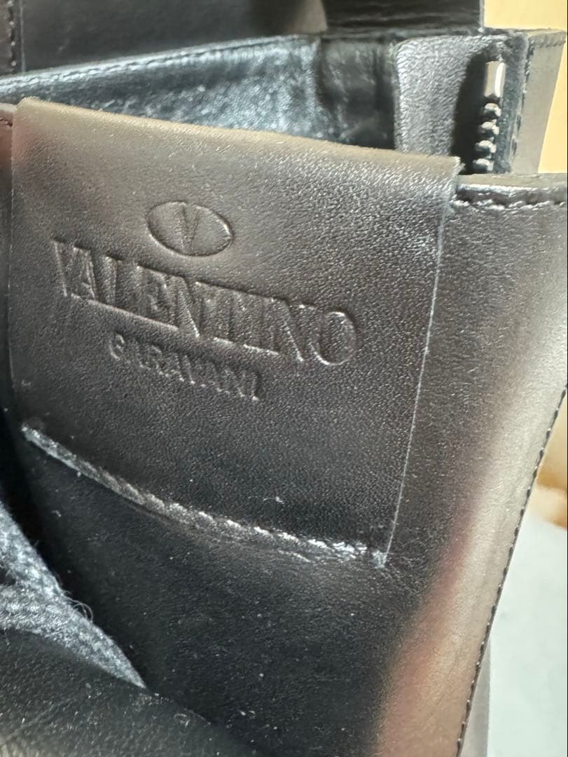 valentino ヴァレンティノ　Vロゴ　厚底　レースアップブーツ