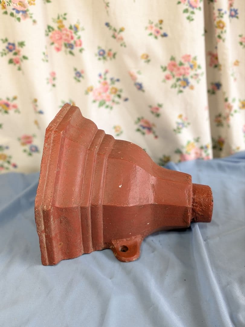 イギリス アンティーク 鉄製 壁掛けプランター 植木鉢 レンガ色