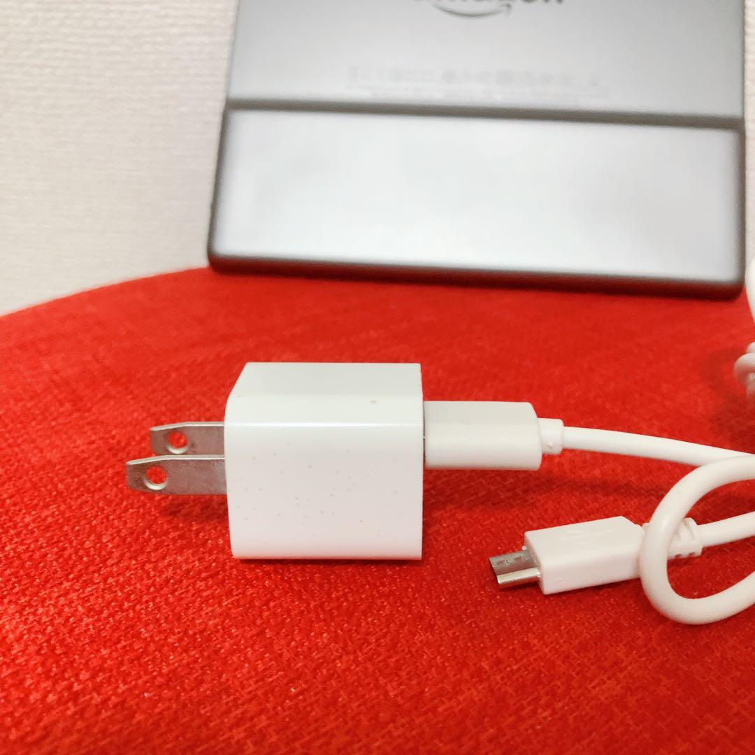 ​【美品】Kindle Oasis 第10世代 8GB 純正充電器付き　薄型