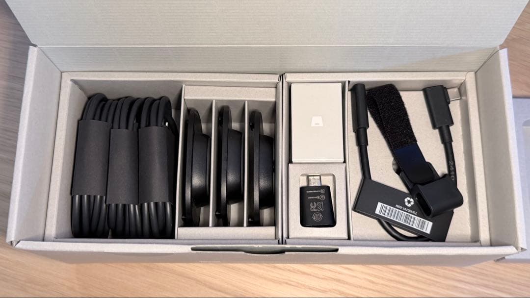 VIVEトラッカー Ultimate 3+1セット 99HAUB003-00