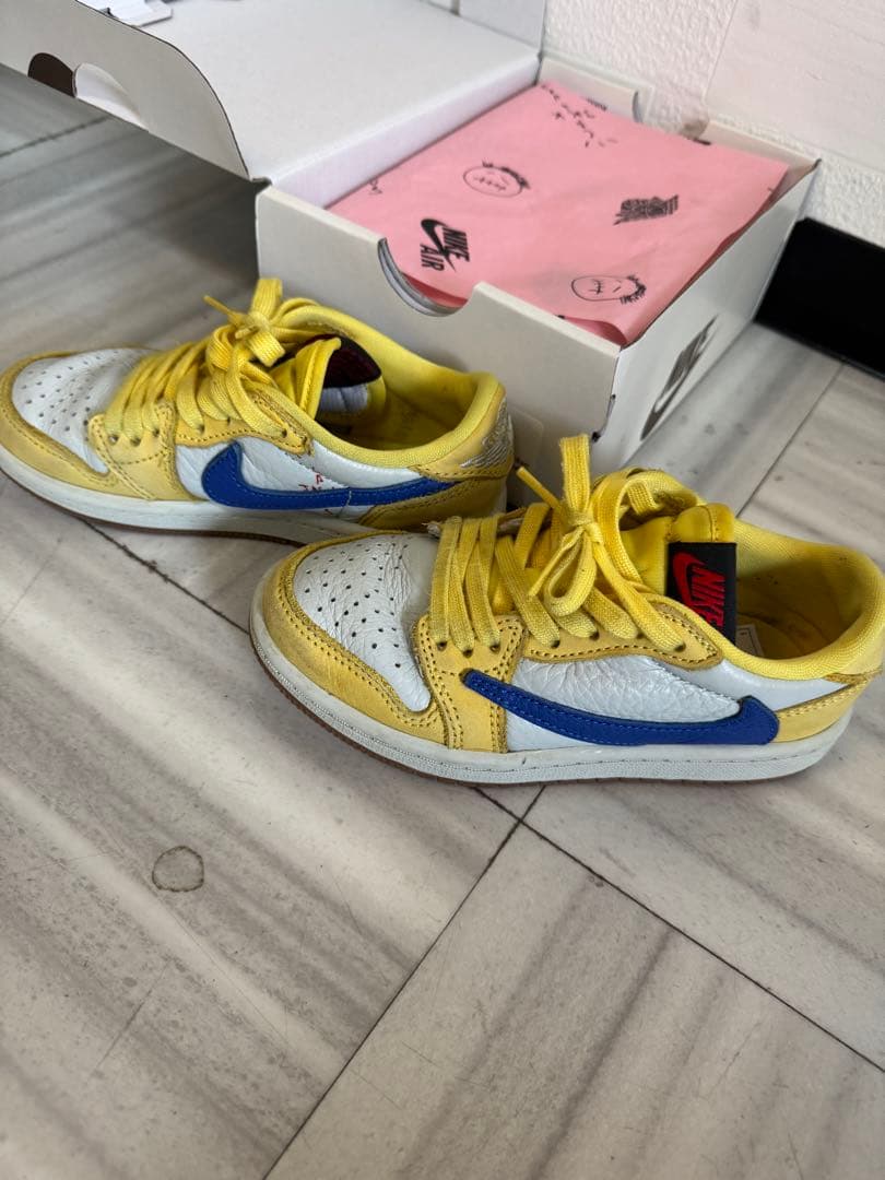 Travis Scott×Nike Air Jordan 1Low Canary