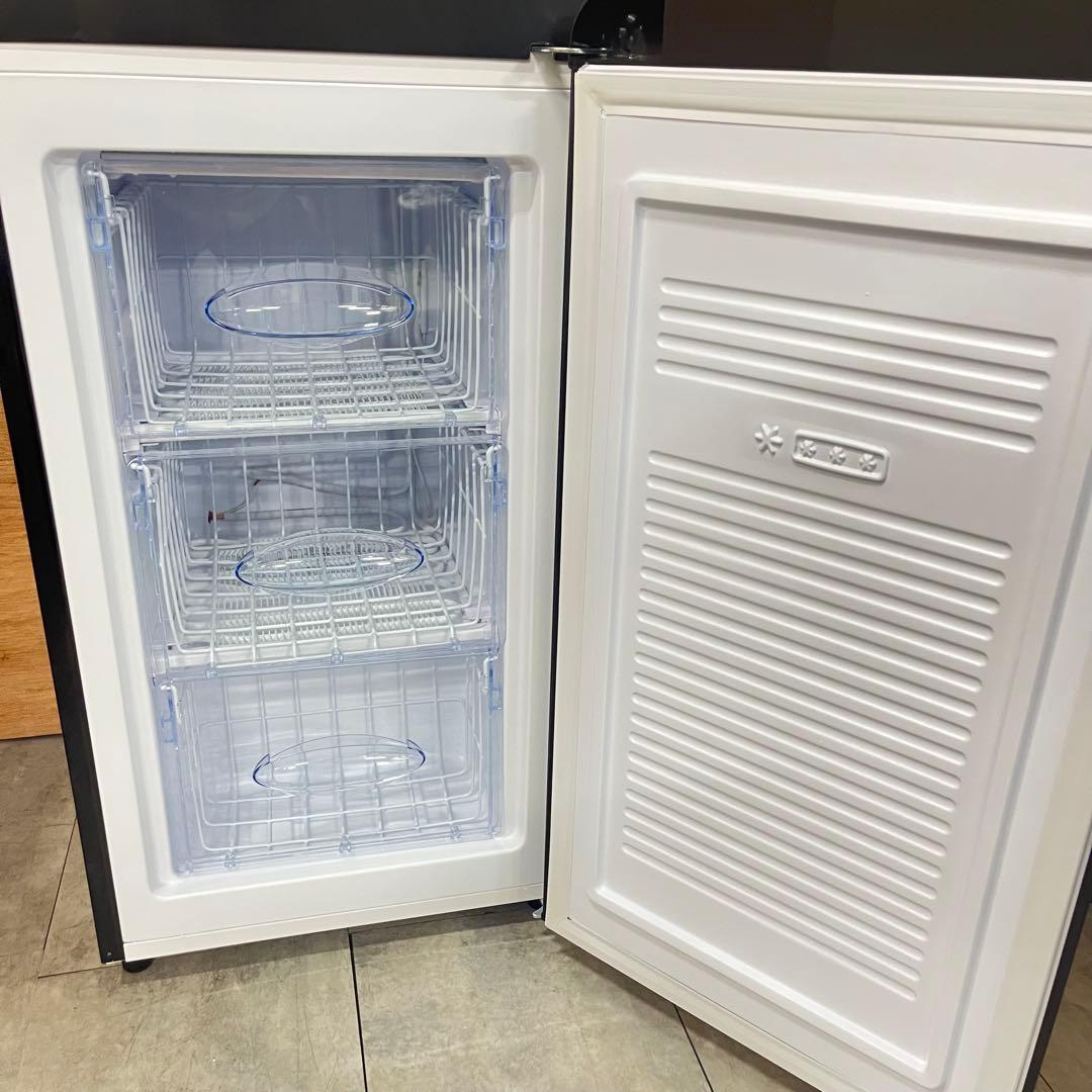 一都三県限定　配送設置無料　冷凍庫　A-stage 2023年製　60L