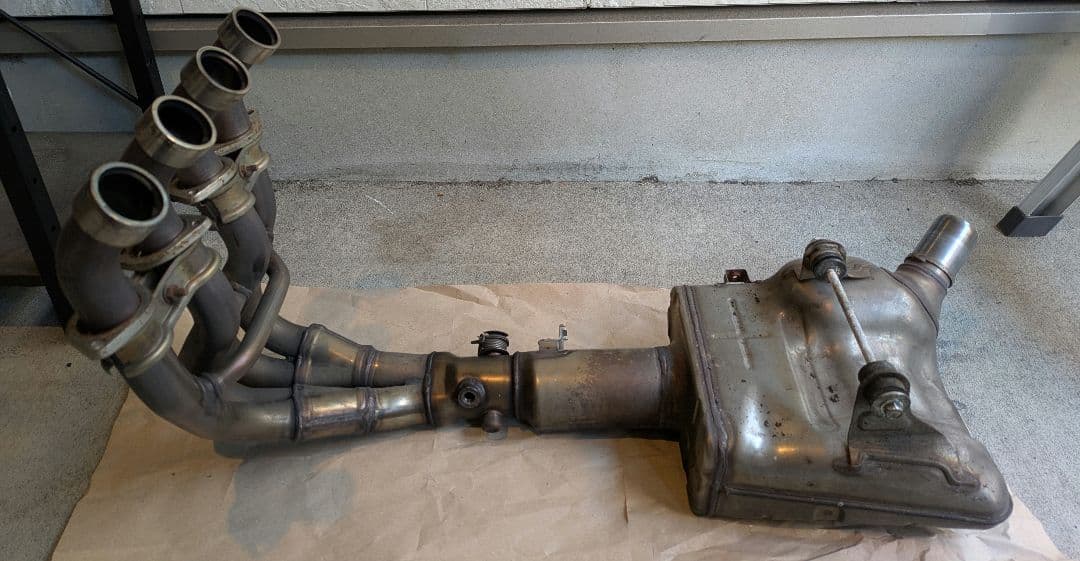 GSX−s1000純正マフラー (エキパイ、サイレンサー、ヒートガード)