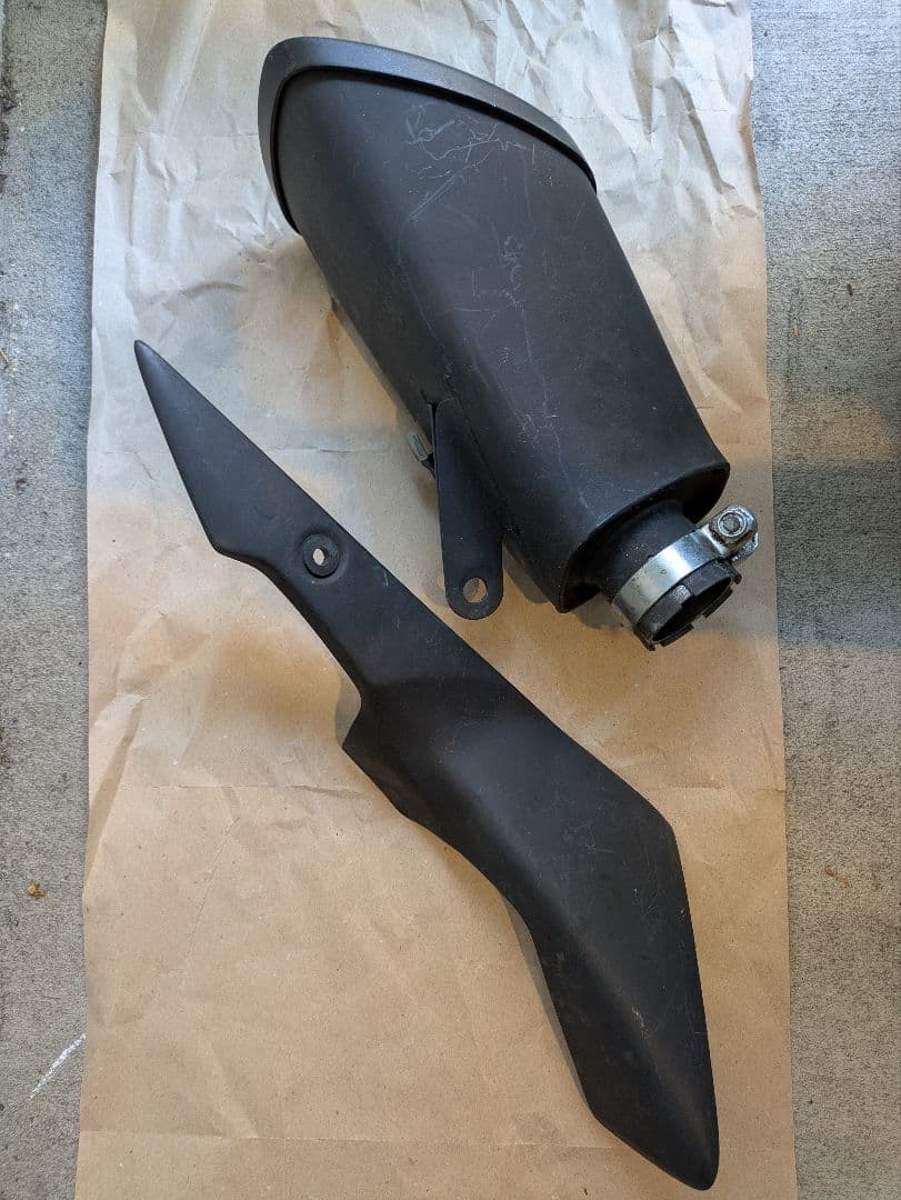 GSX−s1000純正マフラー (エキパイ、サイレンサー、ヒートガード)