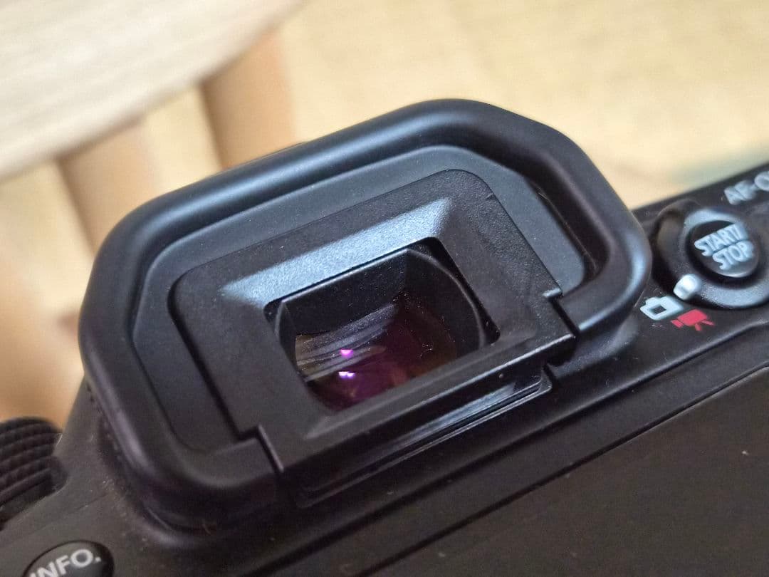 【五輪記念品＆金スト付】EOS80D EF-S18-55IS STMレンズキット