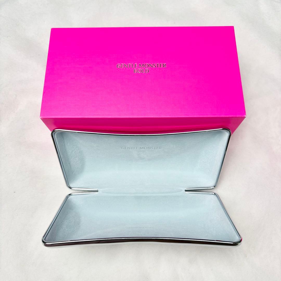 GENTLE MONSTER サングラス SOSOMO 01 ケース 箱 黒
