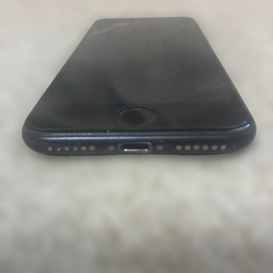 Apple iPhone SE3 ブラック 画面傷あり128GBジャンク品