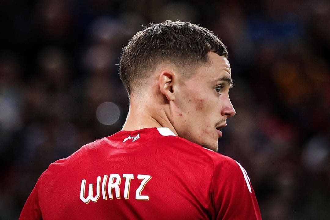 リヴァプール現地公式ストア正規品リヴァプール ユニフォーム ヴィルツ Lサイズ