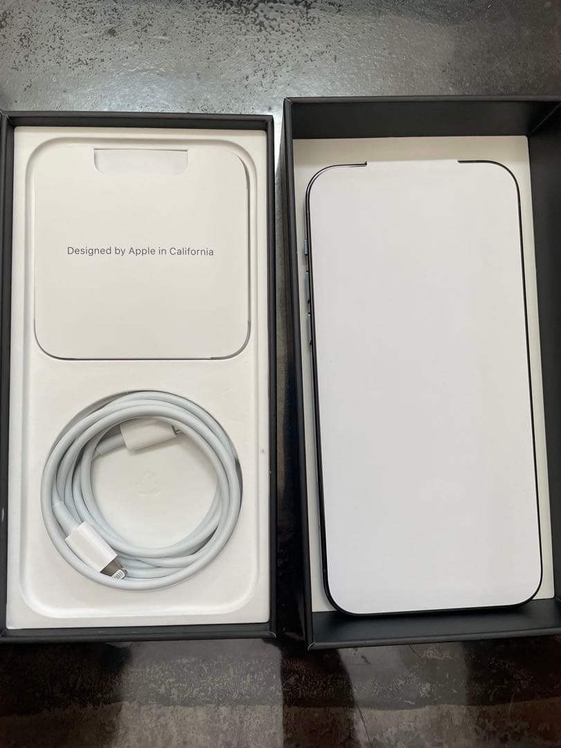 新品未使用iPhone 12 Pro 128GB 付属品全て有り