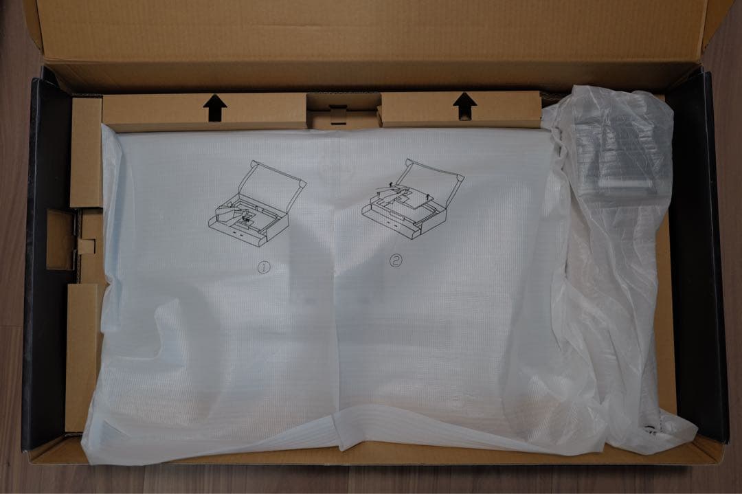 Dell U2723QX 27インチ 4K USB-C モニター U2723QE