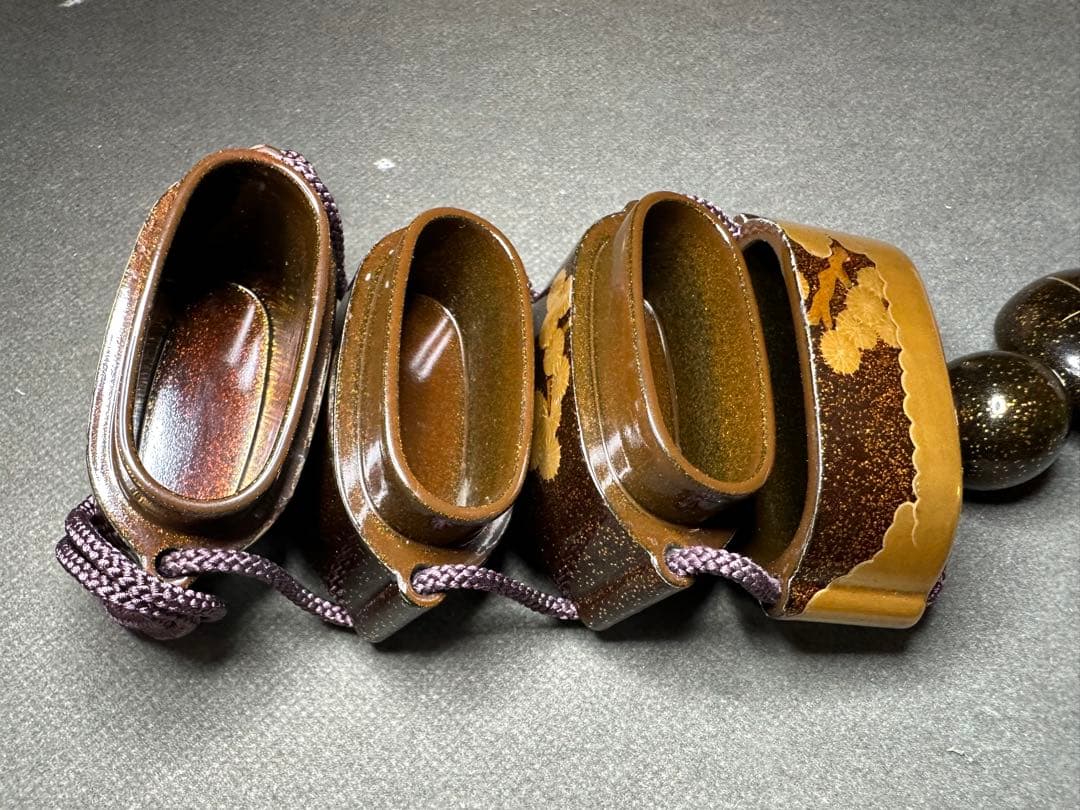 Kanさん　専用 蒔絵　印籠　金箔　松柄　漆器 根付　古美術品　 細密細工