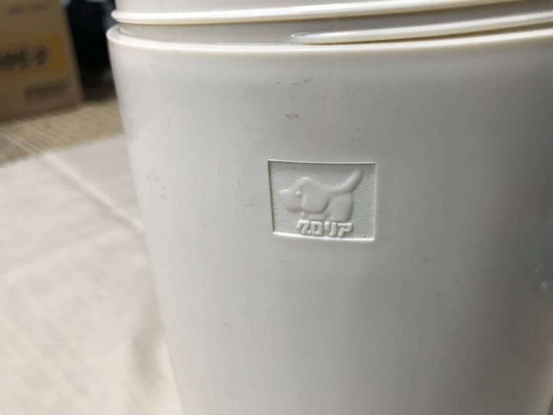 昭和レトロ　グロリア タフランチャーN型 保温弁当箱です。