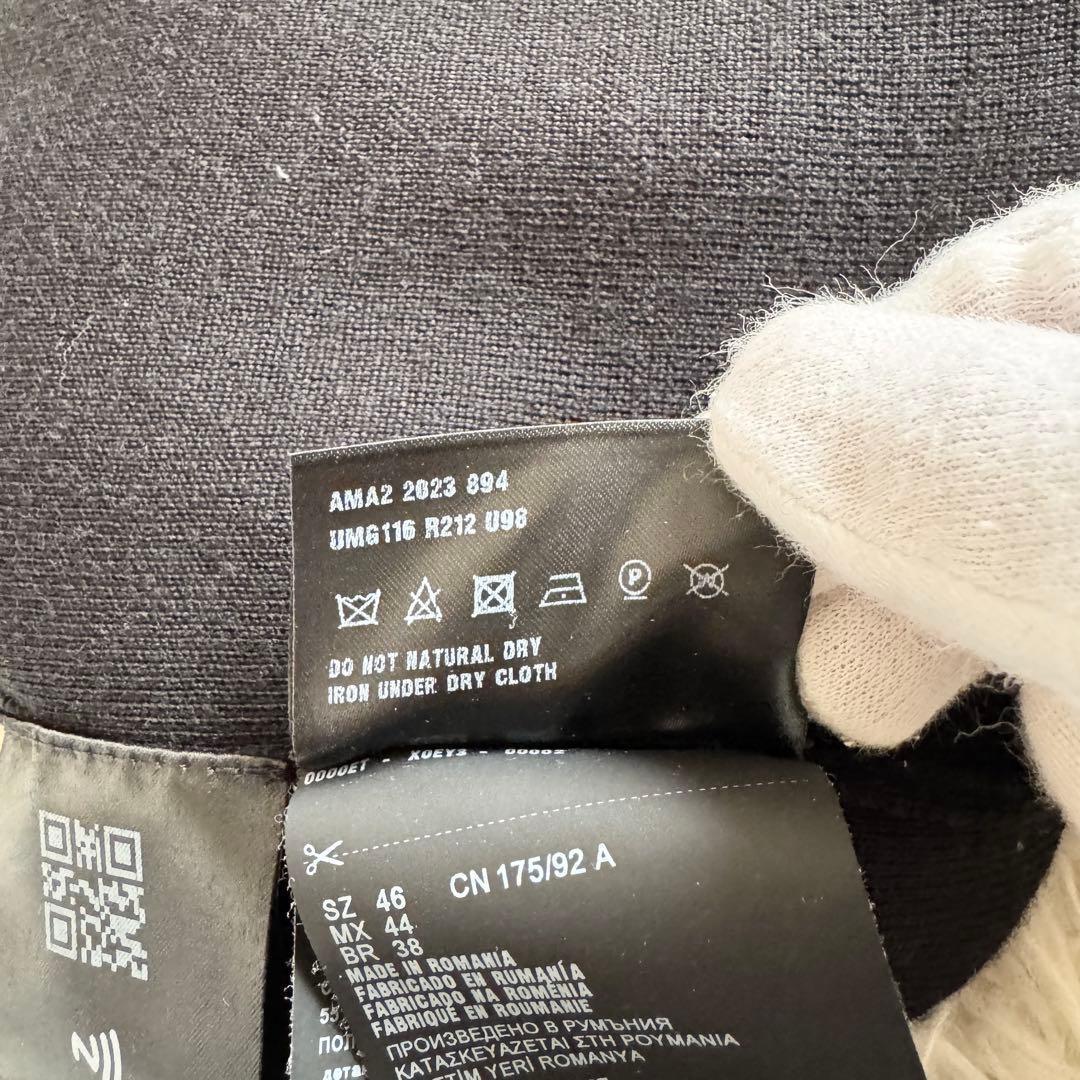 美品　プラダ　ドライバーズニット　三角プレート　ブラック　Mサイズ　現行