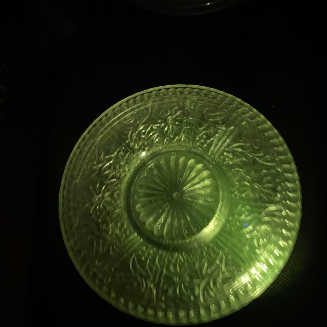 大正戦前　プレスガラス 皿 豆皿 プレート 菓子皿 骨董和ガラス古ガラスウラン