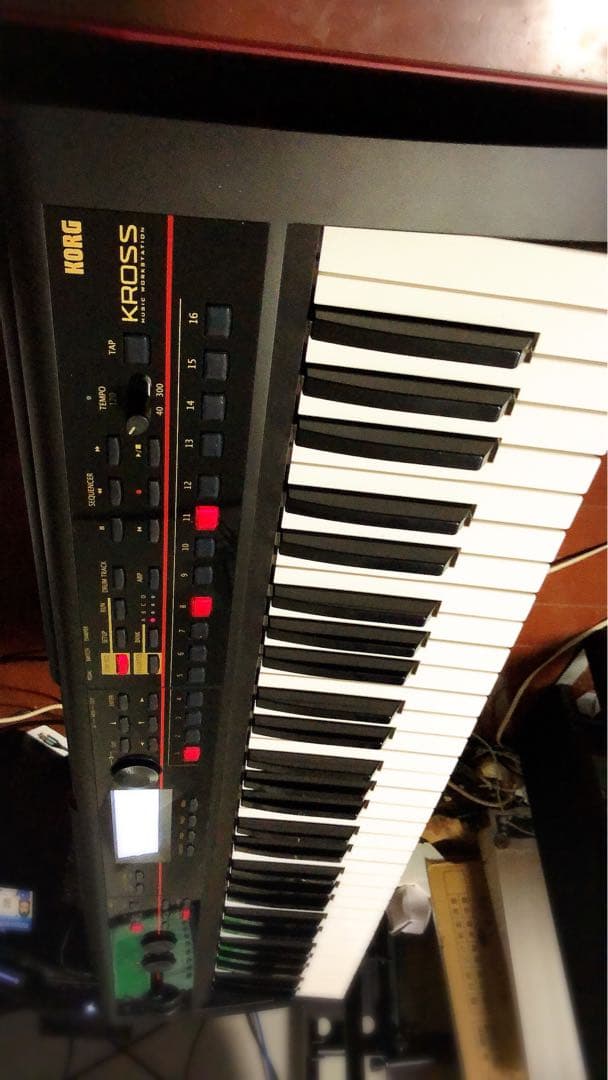 KORG コルグ KROSS-61 シンセサイザー キーボード 61鍵盤 美品