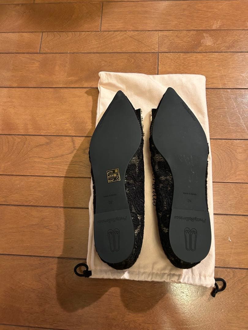 プリティバレリーナ　ビジュー付き黒レース素材