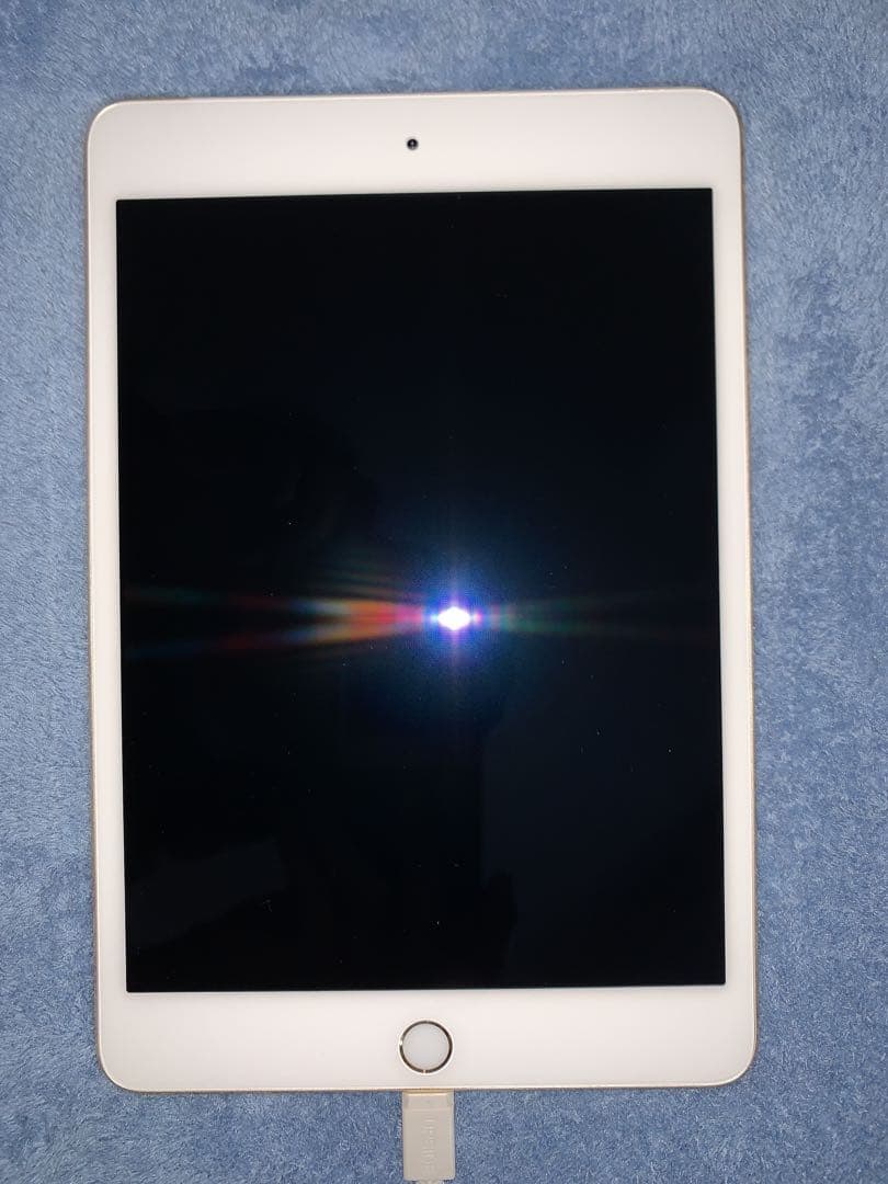 【当日発送】Apple iPad mini 第4世代　16GB本体 ゴールド